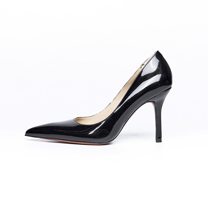 Classic women’s pump with slim high heel and timeless silhouette developed for scalable OEM ODM production