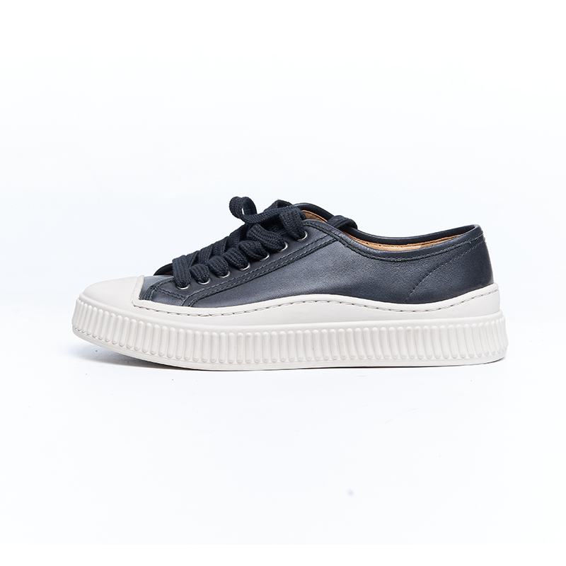 Navy low-top sneakers with canvas and rubber sole construction, casual style for fashion brand OEM ODM